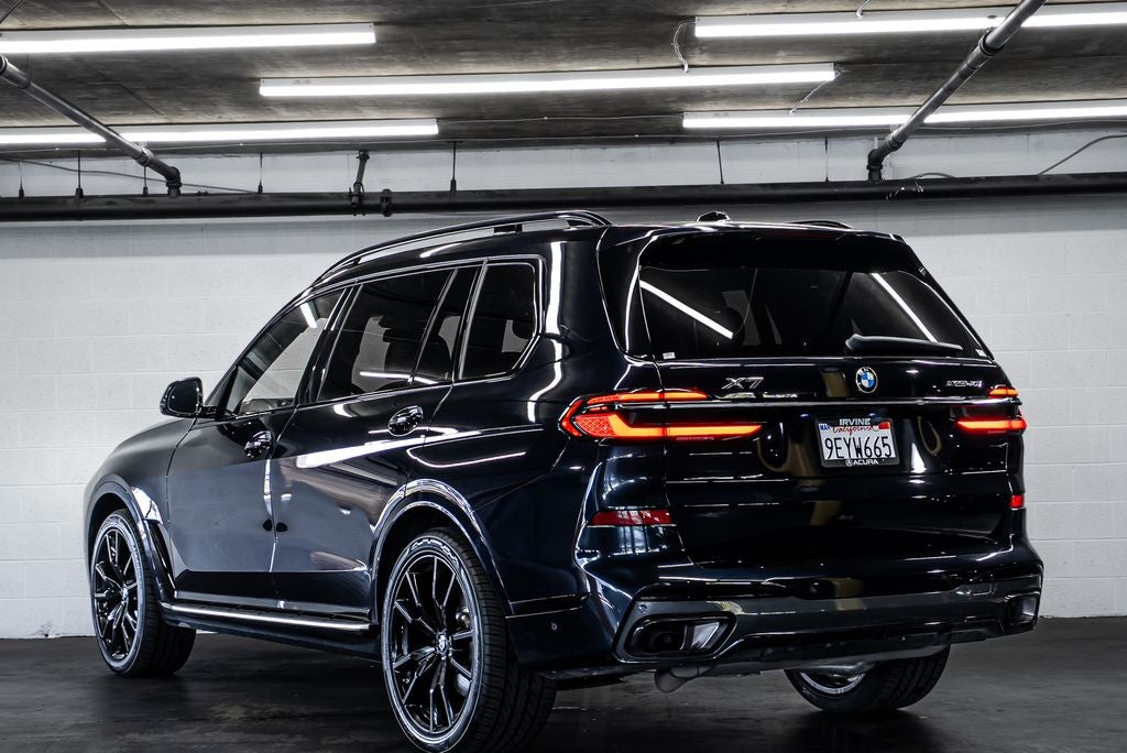 2023 BMW X7 xDrive40i M Sport Package