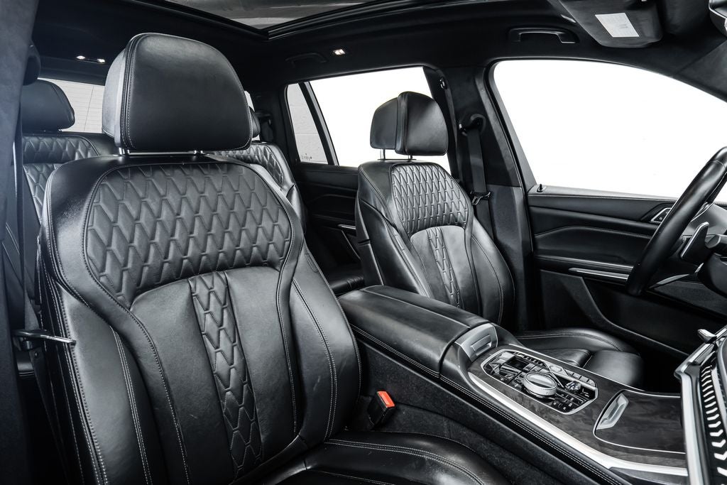 2023 BMW X7 xDrive40i M Sport Package