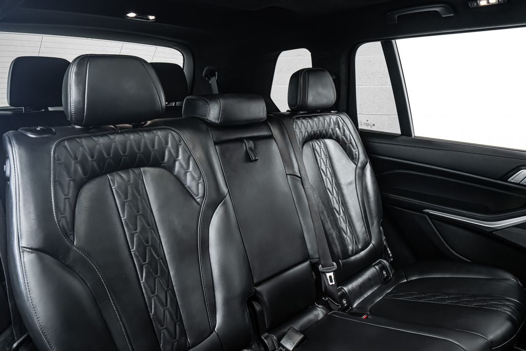 2023 BMW X7 xDrive40i M Sport Package