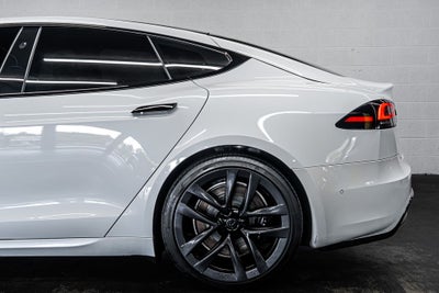 2022 Tesla Model S Plaid