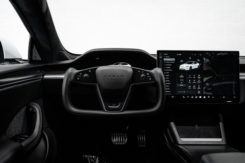 2022 Tesla Model S Plaid