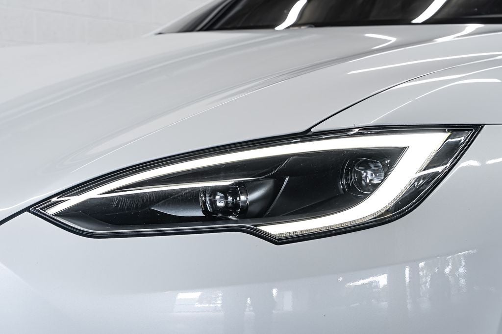 2022 Tesla Model S Plaid