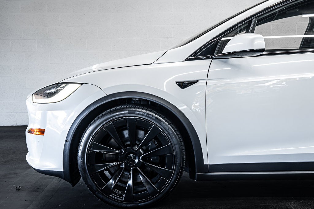 2022 Tesla Model X Plaid