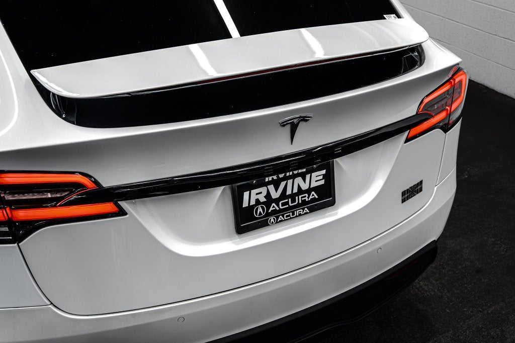 2022 Tesla Model X Plaid