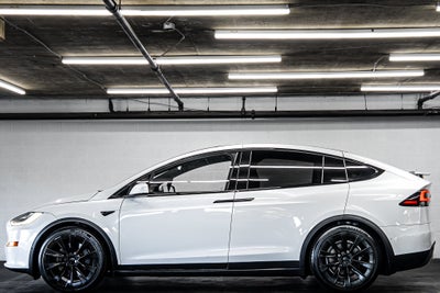 2022 Tesla Model X Plaid