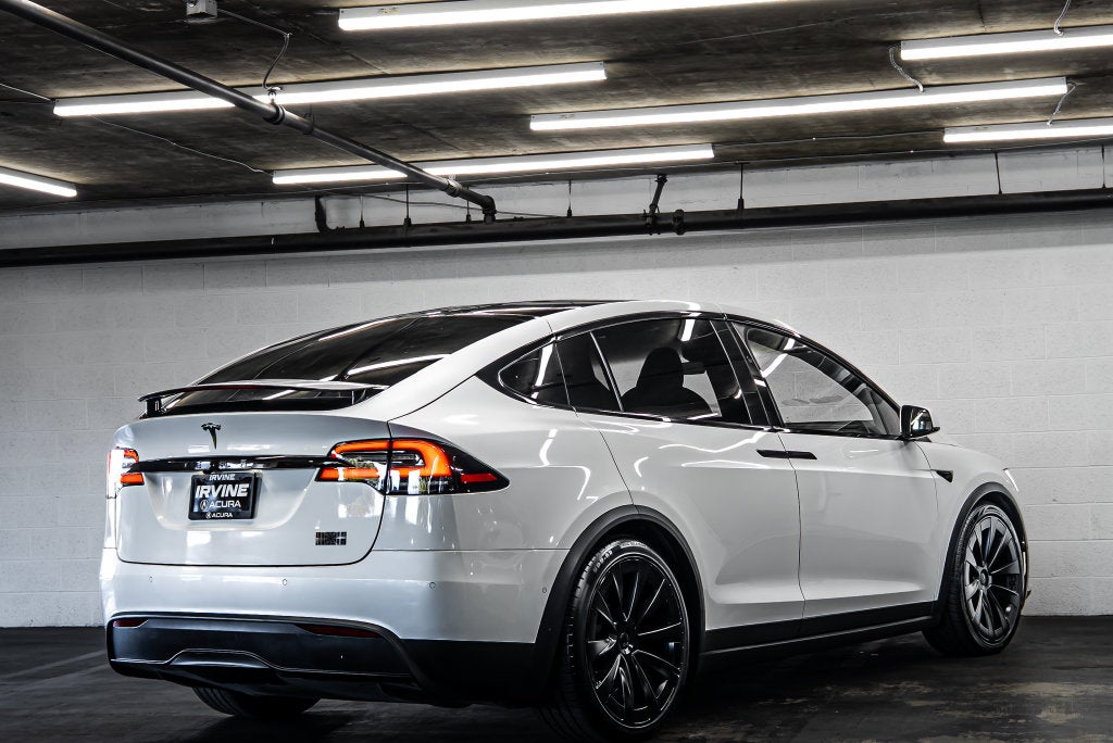 2022 Tesla Model X Plaid
