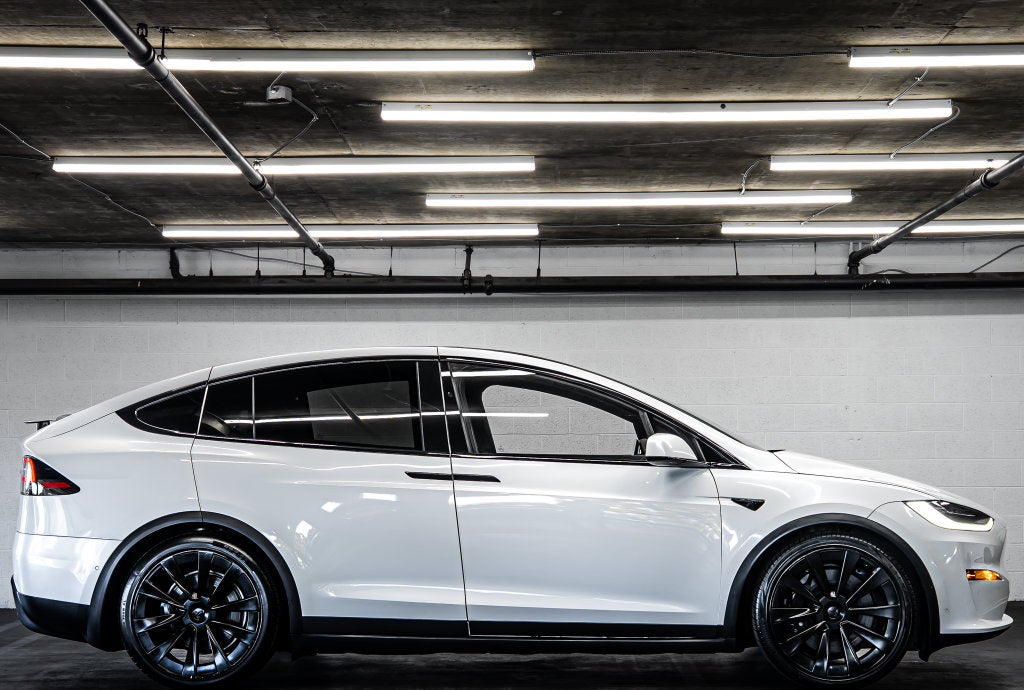 2022 Tesla Model X Plaid