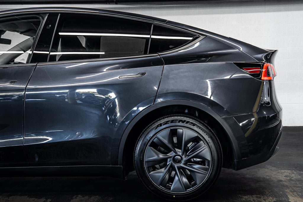 2025 Tesla Model Y Long Range
