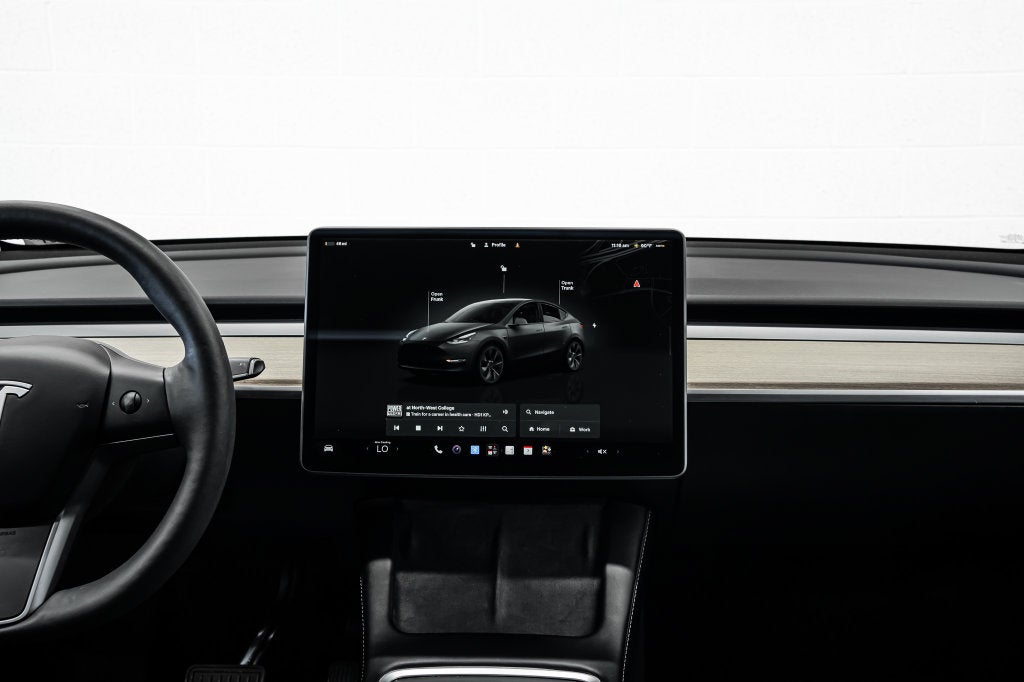 2025 Tesla Model Y Long Range