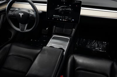 2025 Tesla Model Y Long Range