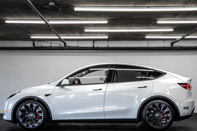 2023 Tesla Model Y Performance