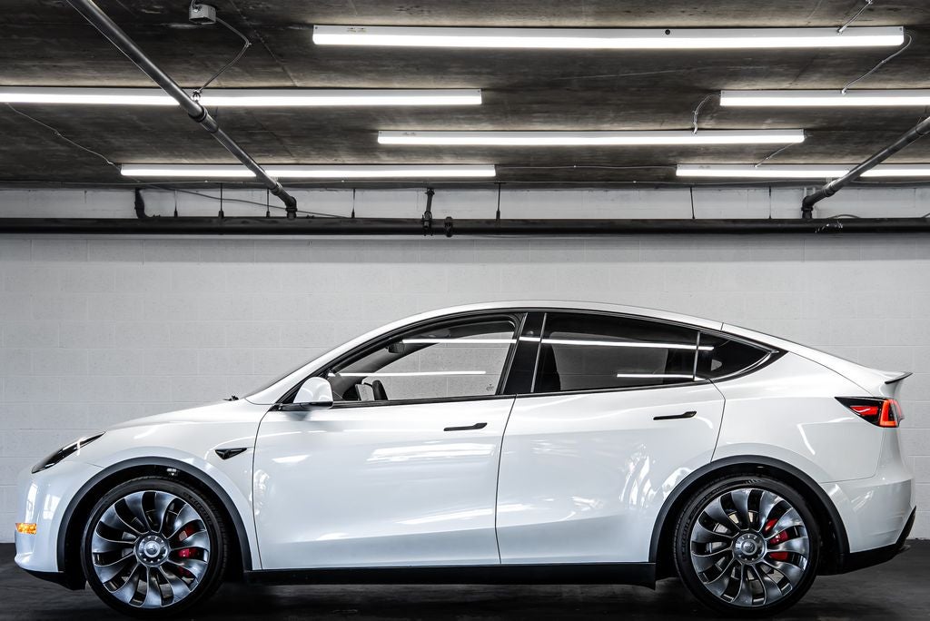 2023 Tesla Model Y Performance