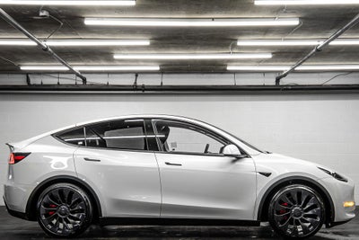 2023 Tesla Model Y Performance