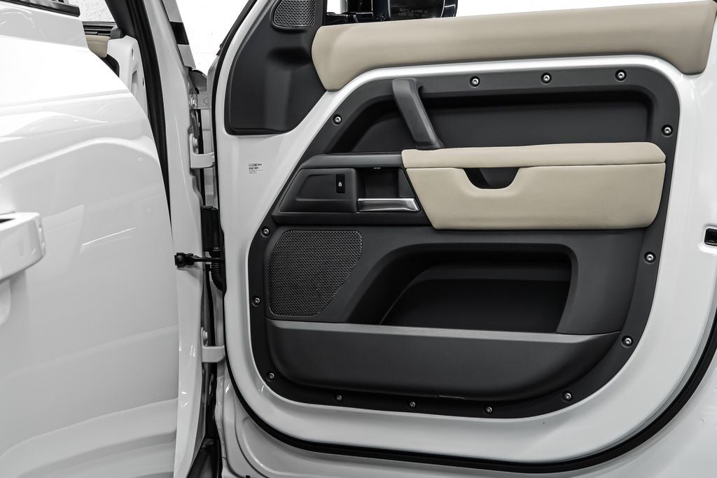 2020 Land Rover Defender 110 S