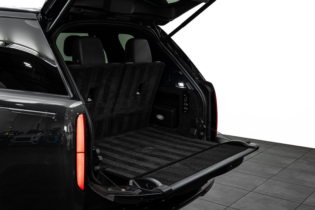 2025 Land Rover Range Rover SE LWB