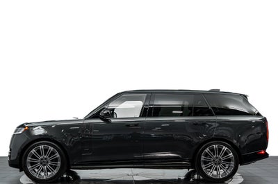 2025 Land Rover Range Rover SE LWB
