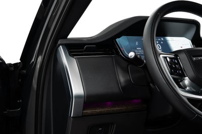 2025 Land Rover Range Rover SE LWB