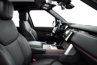 2025 Land Rover Range Rover SE LWB