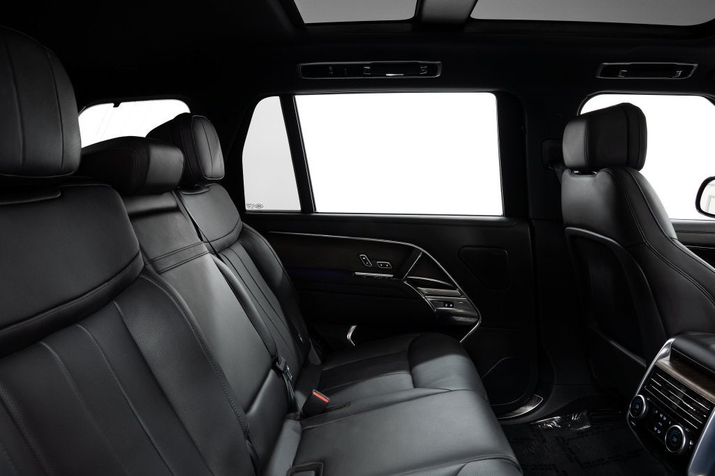 2025 Land Rover Range Rover SE LWB