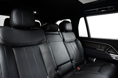2025 Land Rover Range Rover SE LWB