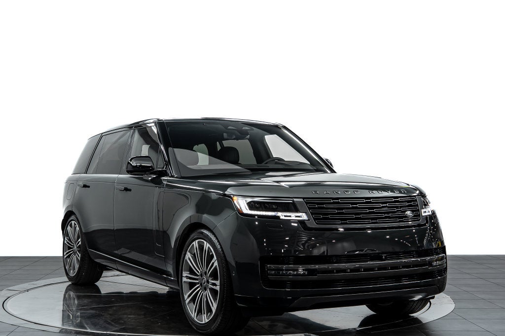 2025 Land Rover Range Rover SE LWB