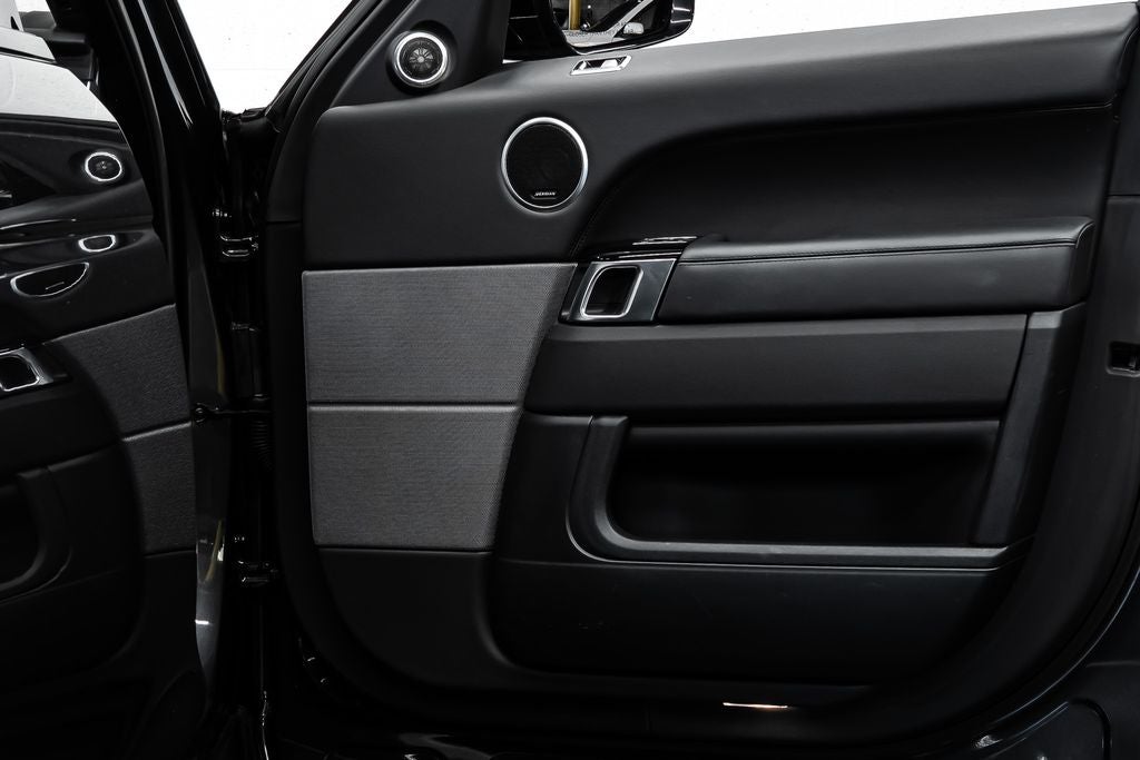 2022 Land Rover Range Rover Sport HSE Silver Edition