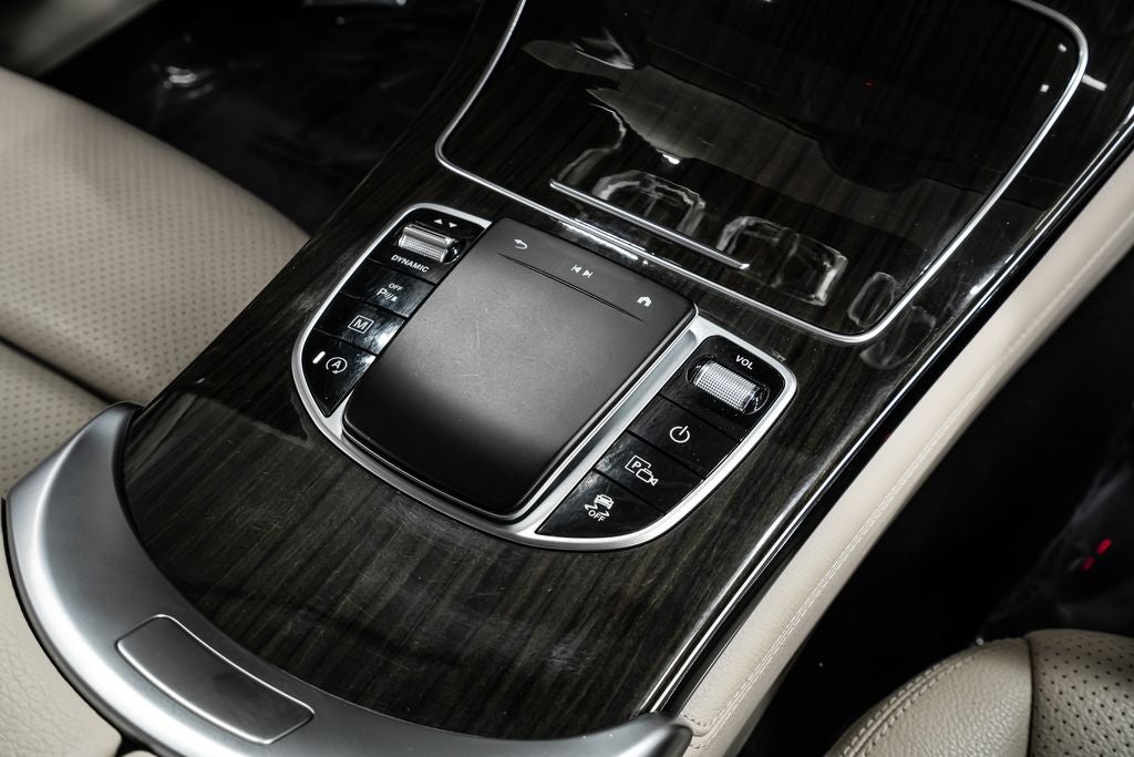 2021 Mercedes-Benz GLC GLC 300