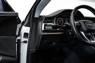2023 Audi Q8 55 Premium Plus quattro