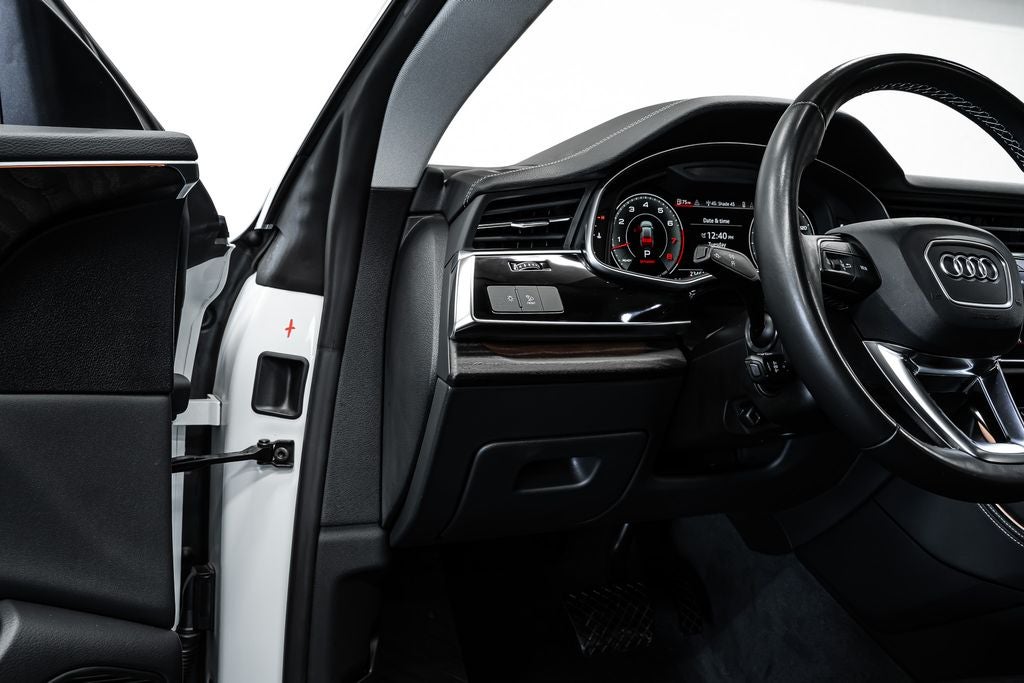 2023 Audi Q8 55 Premium Plus quattro