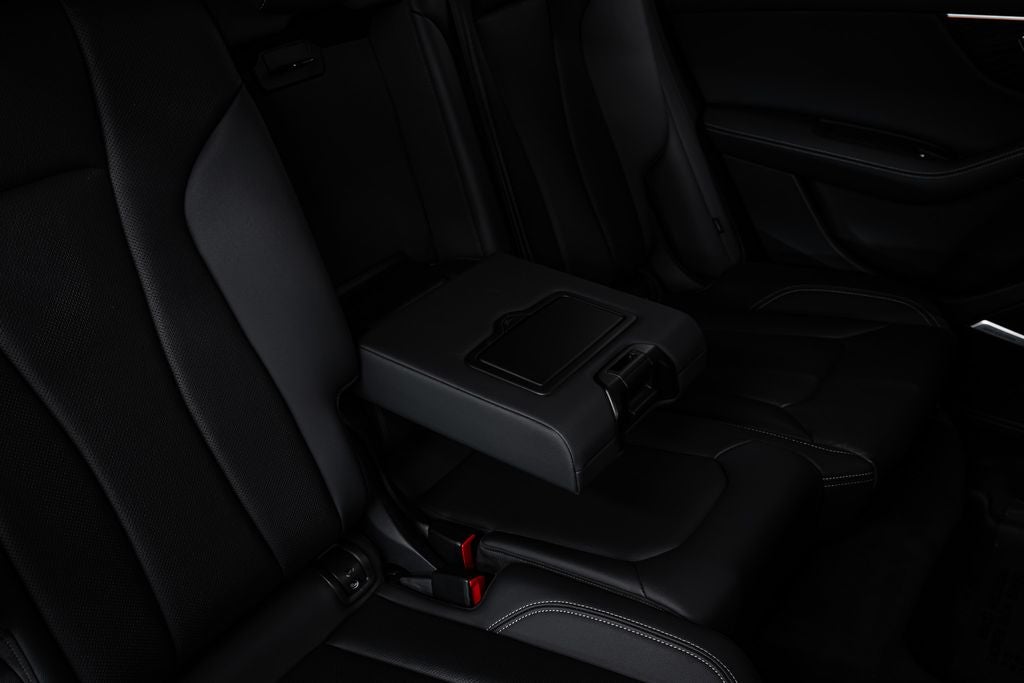 2023 Audi Q8 55 Premium Plus quattro
