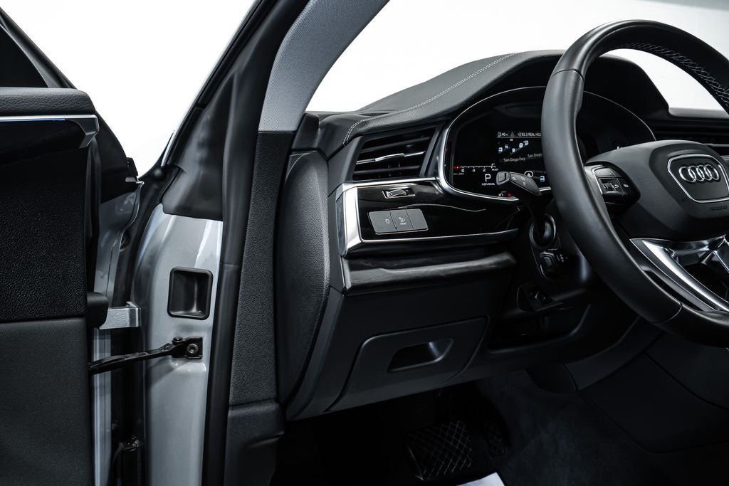 2023 Audi Q8 55 Premium Plus quattro