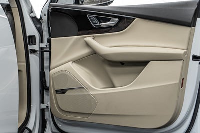 2019 Audi Q7 55 Premium Plus quattro