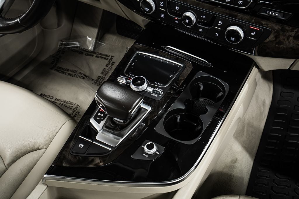 2019 Audi Q7 55 Premium Plus quattro