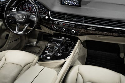 2019 Audi Q7 55 Premium Plus quattro