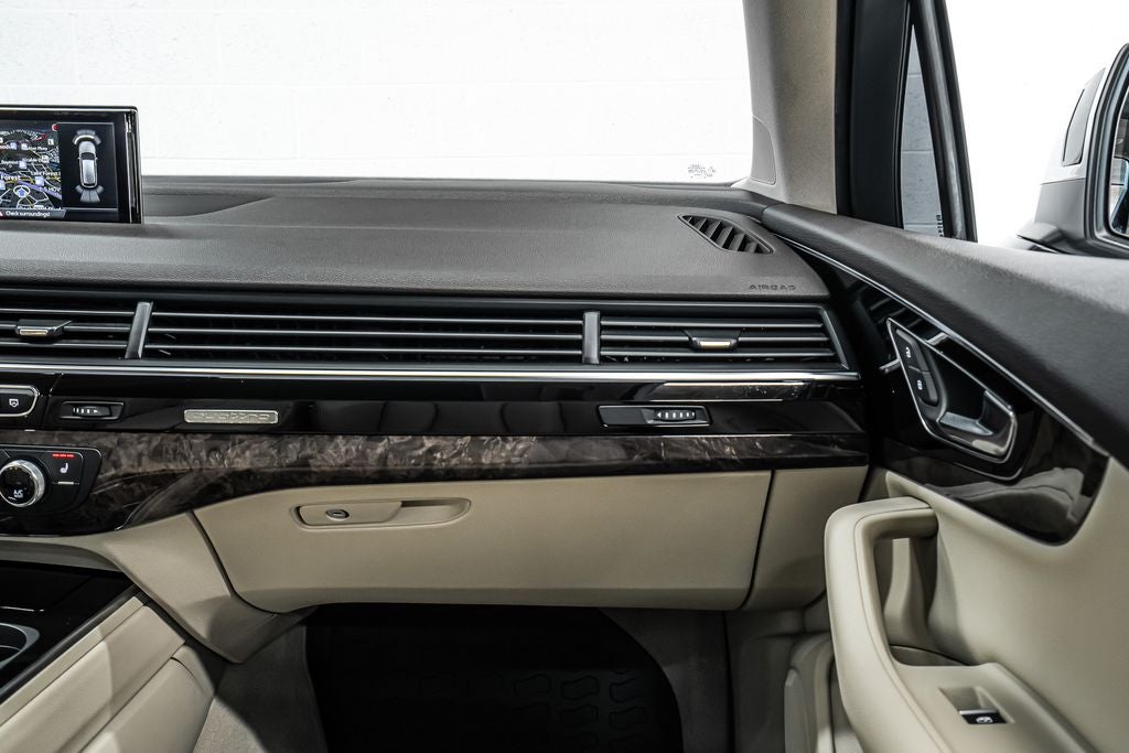 2019 Audi Q7 55 Premium Plus quattro