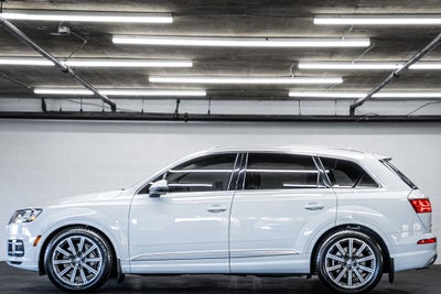 2019 Audi Q7 55 Premium Plus quattro
