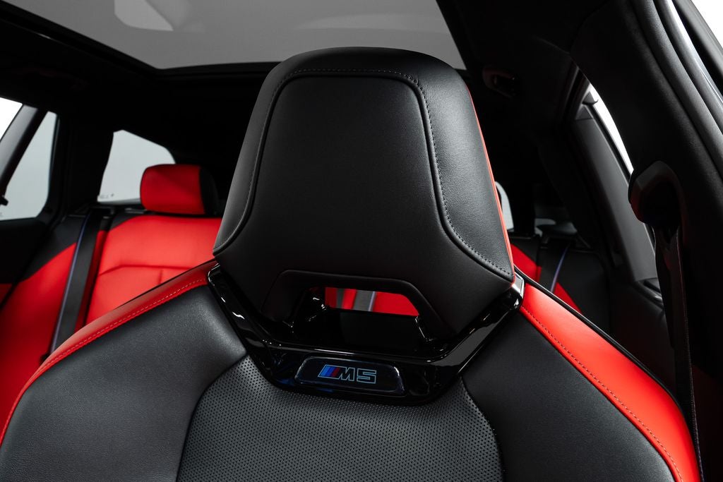2025 BMW M5 TOURING