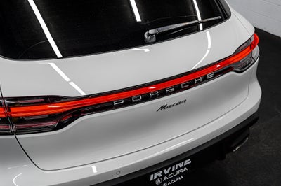 2024 Porsche Macan Base