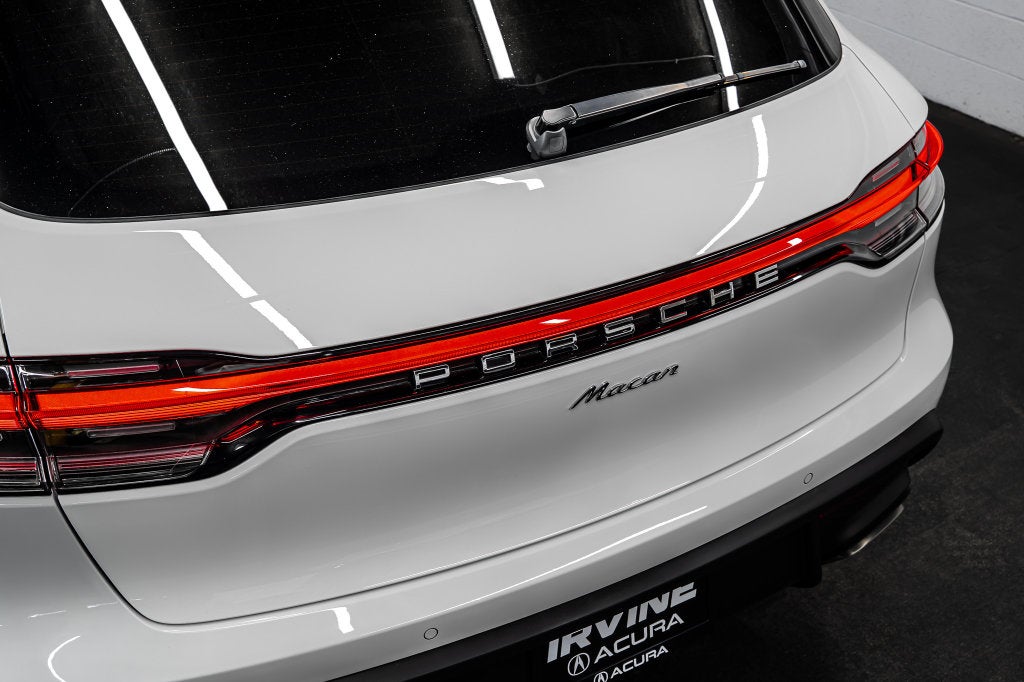 2024 Porsche Macan Base
