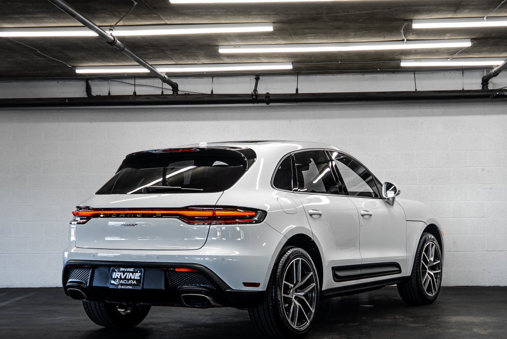 2024 Porsche Macan Base