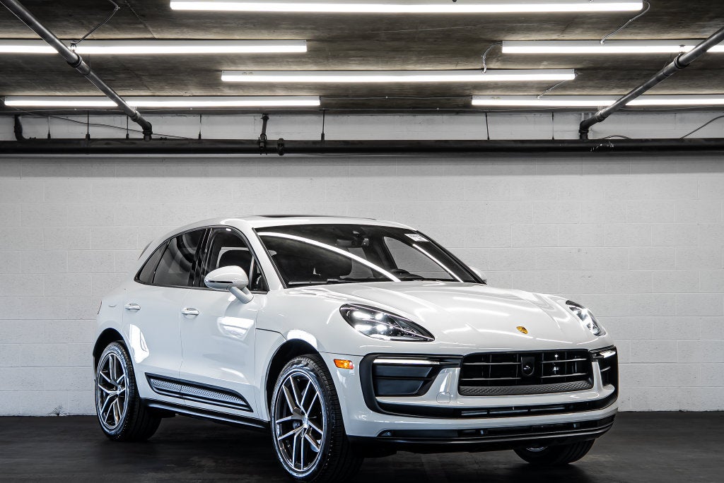 2024 Porsche Macan Base