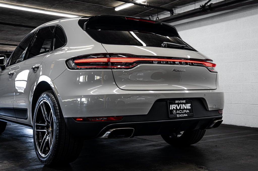 2021 Porsche Macan Base