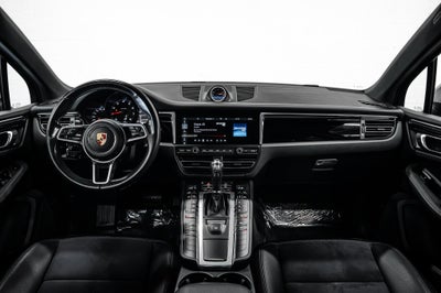 2021 Porsche Macan Base
