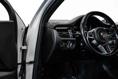 2021 Porsche Macan Base