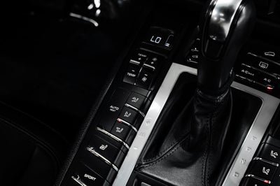 2021 Porsche Macan Base
