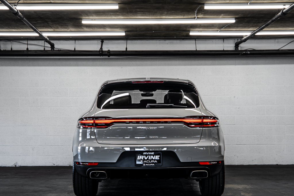 2021 Porsche Macan Base