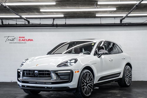 2024 Porsche Macan T