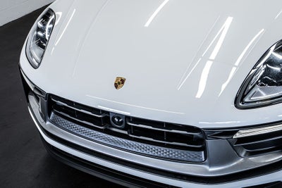 2024 Porsche Macan T