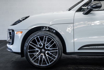 2024 Porsche Macan T