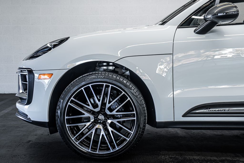 2024 Porsche Macan T